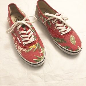 Red Hawaiian slim Van Doren Vans/good condition
